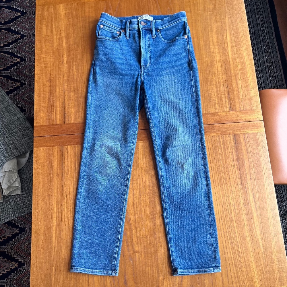 👖 STOP SCROLLING. Your Perfect Jean has arrived. 👖